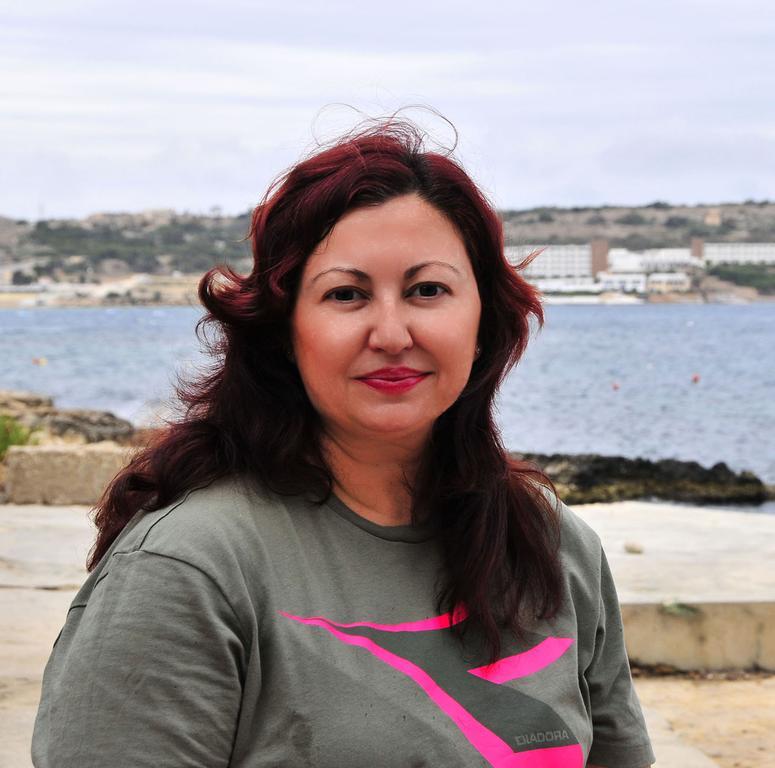 Beachfront With Seaviews Apartment No56 Award Winner Unbeatable Location For Closeness To The Sea Ideal For Guests Looking For Winter Spring And Autumn Breaks In Sunny Malta Also Ideal For Coastal Hikers Mellieha Luaran gambar
